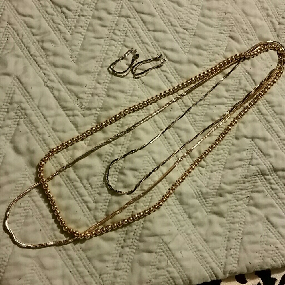 Necklace set
